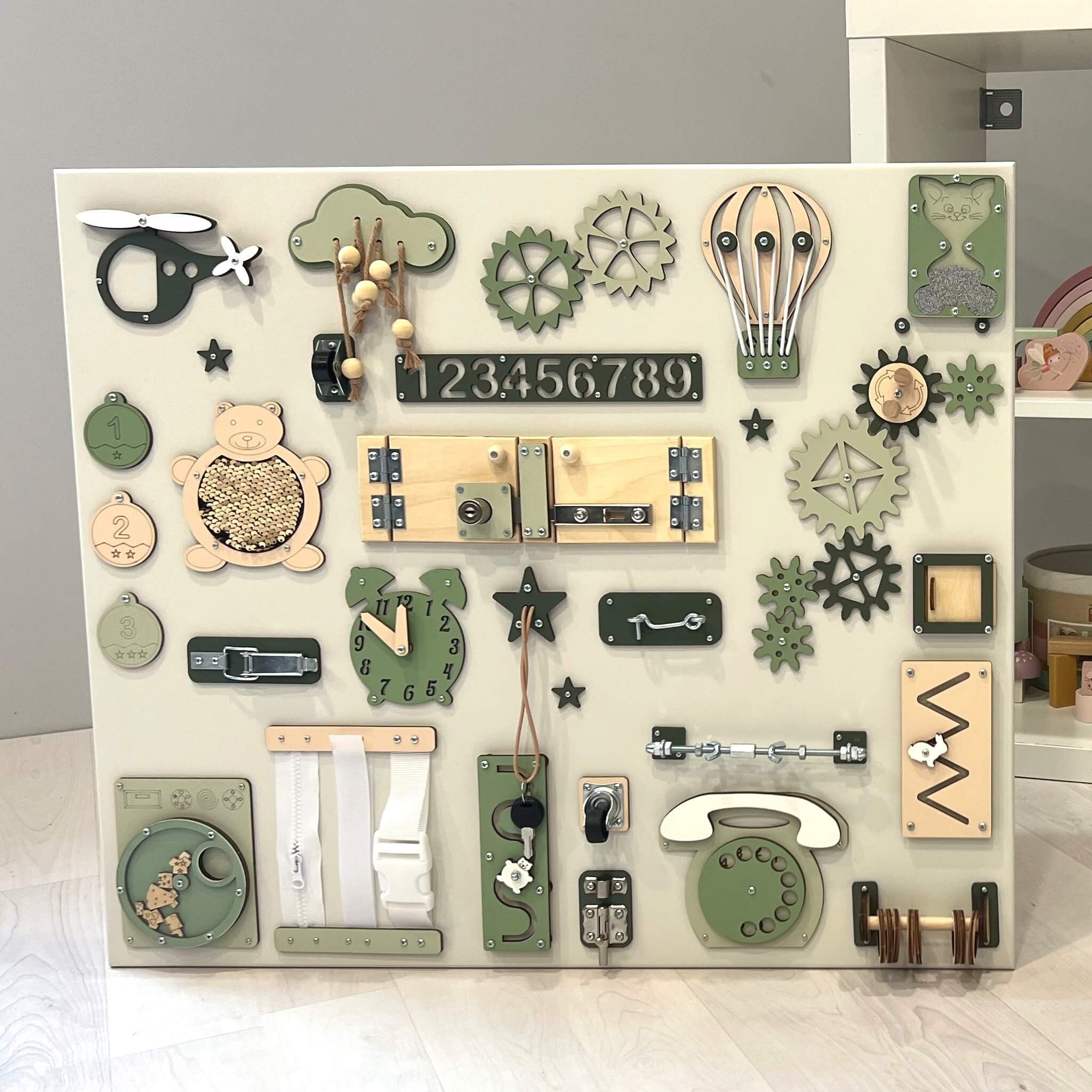 Montessori lavinamoji sienelė vaikams (60×70 cm)