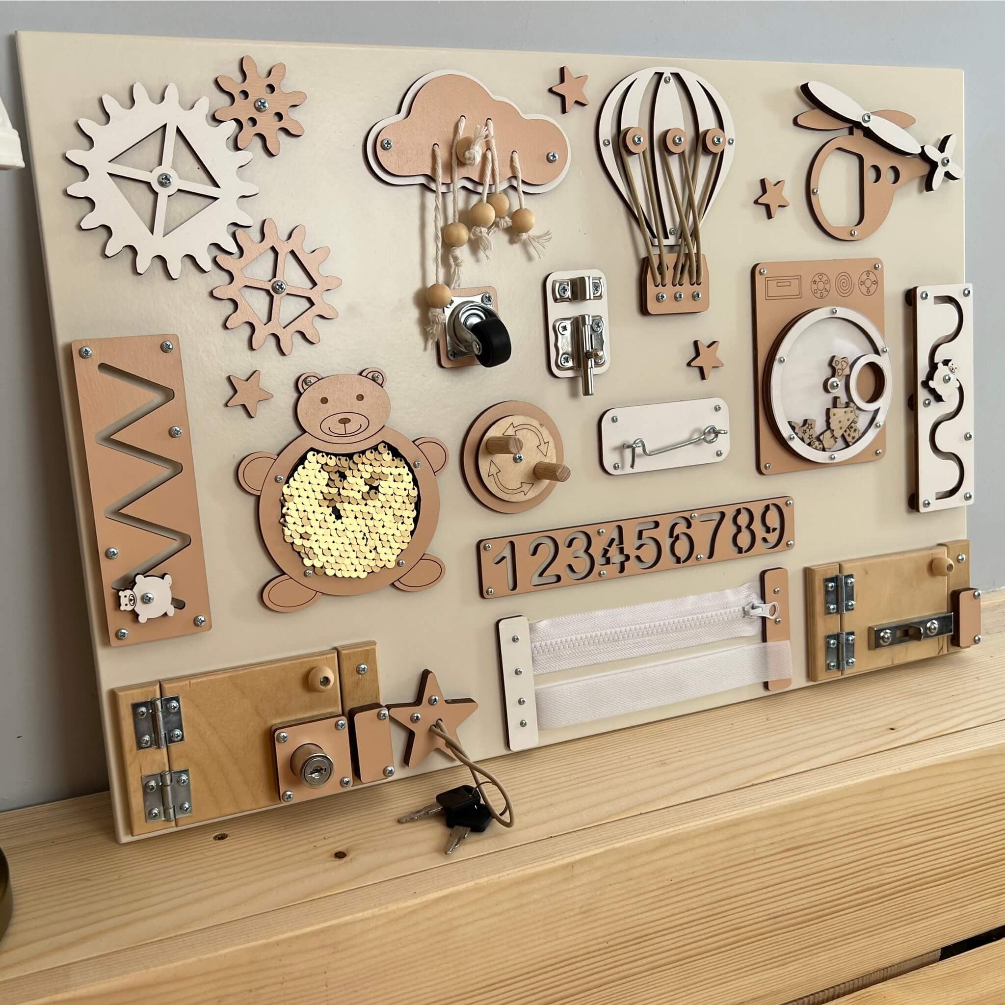 Montessori lavinamoji sienelė vaikams (40×60 cm)
