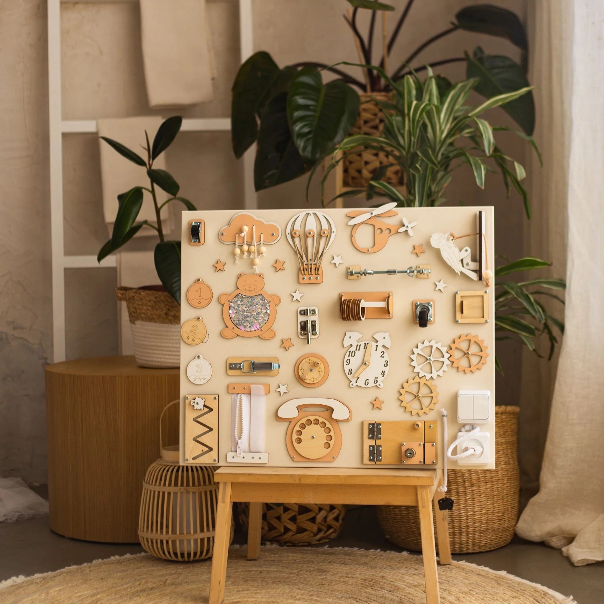Montessori lavinamoji sienelė vaikams (50×60 cm)